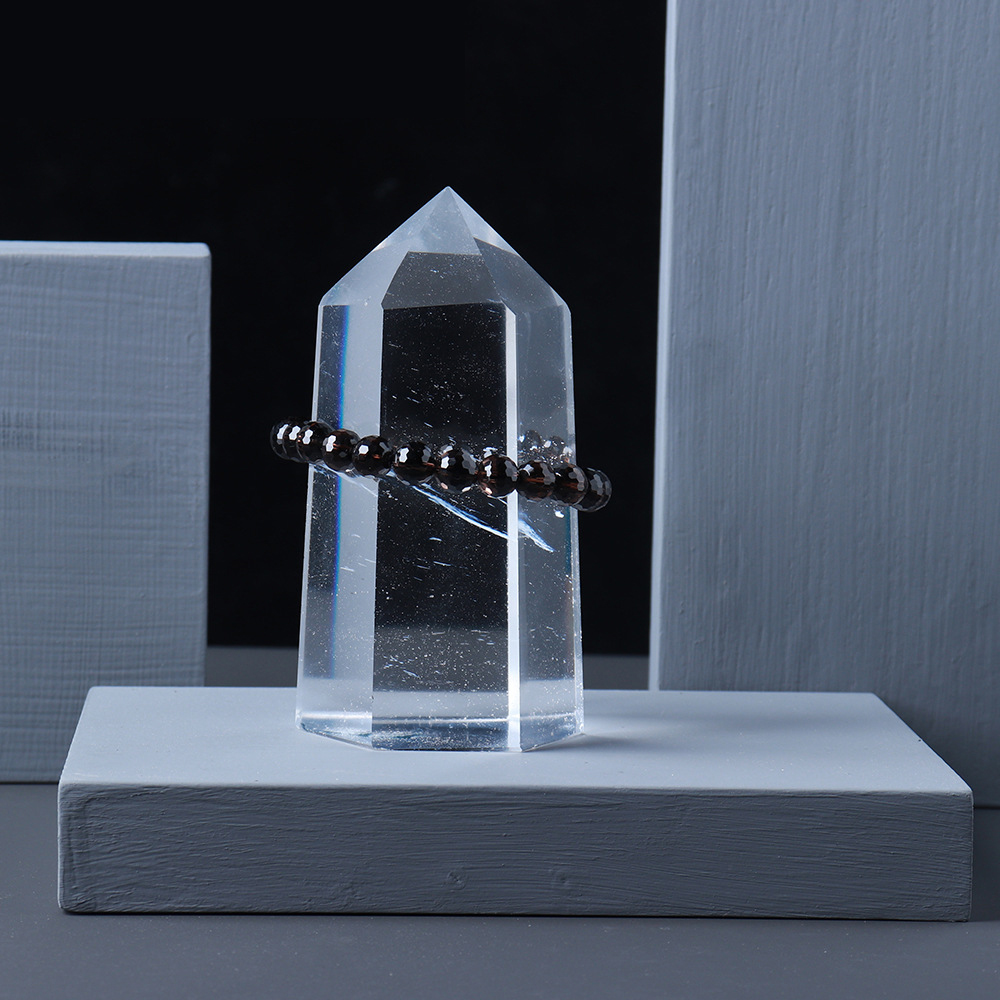 White crystal column demagnetization energy hexagonal prism