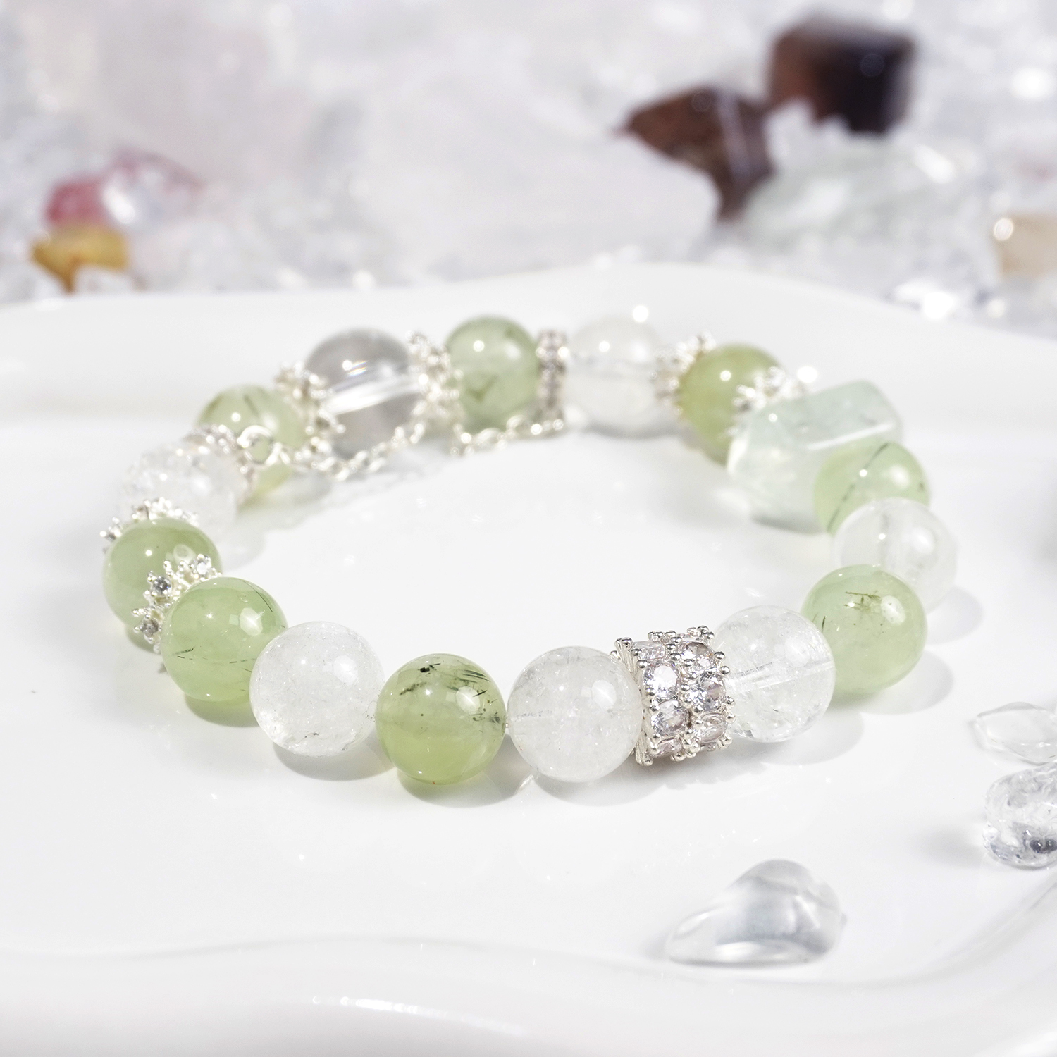 Grape stone + white Asai + white crystal + green Asai double-pointed bracelet